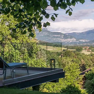 https://la-villa-du-lac-annecy.hotels-rhonealpes.com