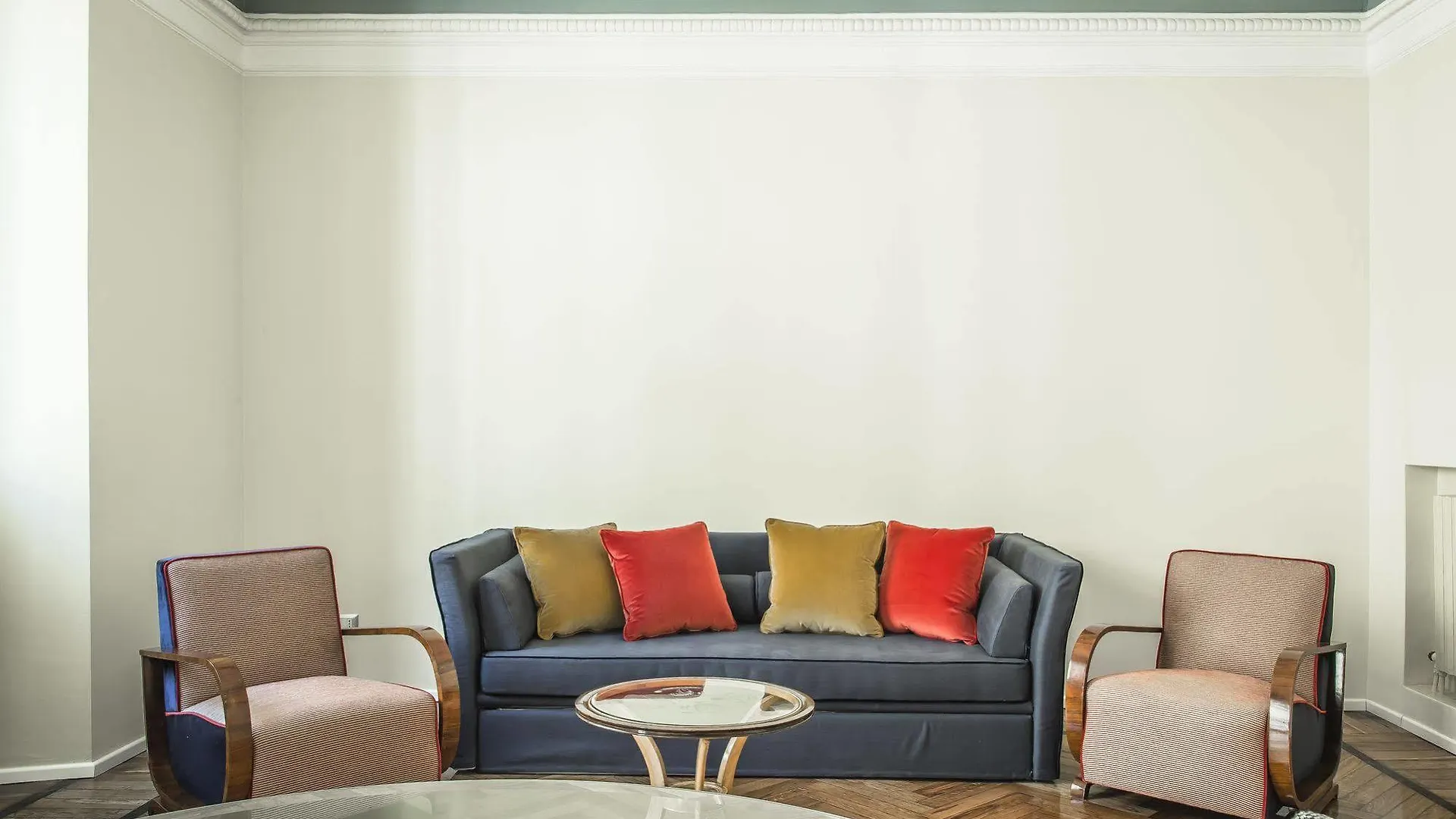 Brera Apartments In San Fermo Milan